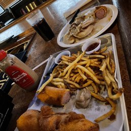 DICK & ALICE - 12 Photos & 28 Reviews - 12859 Brookpark Rd, Parma ...