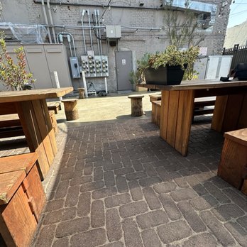 Ggiata - Outside seating - Delis Near Me - Los Angeles, California Ggiata - Outside seating - Delis Near Me - Los Angeles, California
