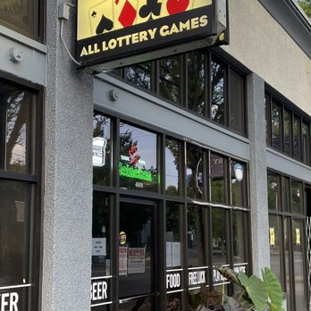 Darcy's - Exterior - Bars Near Me - Portland, Oregon Darcy's - Exterior - Bars Near Me - Portland, Oregon