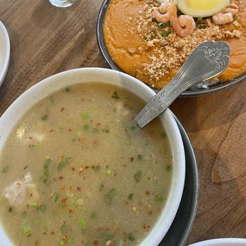 Avenida Restaurant - Molo (Dumplings Soup) and Pancit Palabok - Filipino Near Me - San Mateo, California Avenida Restaurant - Molo (Dumplings Soup) and Pancit Palabok - Filipino Near Me - San Mateo, California