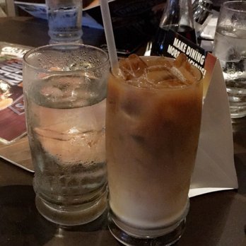 Denny's Restaurant - Diners Near Me - Mississauga, Ontario