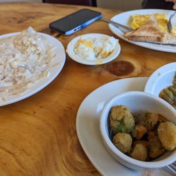 Grandview Restaurant - Biscuits & Gravy (had to dodge the sausage) fried squash, okra, green beans and a breakfast sandwich with grits. - Breakfast & Brunch Near Me - Banner Elk, North Carolina Grandview Restaurant - Biscuits & Gravy (had to dodge the sausage) fried squash, okra, green beans and a breakfast sandwich with grits. - Breakfast & Brunch Near Me - Banner Elk, North Carolina