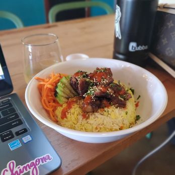 Singhs - Brisket and Rice with Extra Veggies - Vietnamese Near Me - San Antonio, Texas