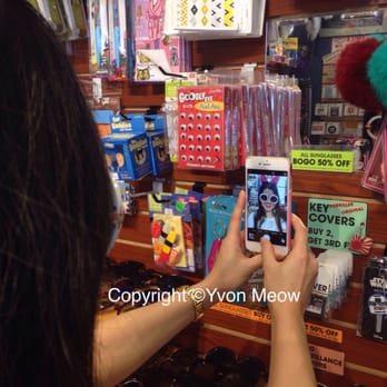 Popkiller - Taking selfies for you, yelpers...haha - Used, Vintage & Consignment Near Me - Los Angeles, California Popkiller - Taking selfies for you, yelpers...haha - Used, Vintage & Consignment Near Me - Los Angeles, California
