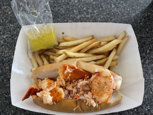Angie's Lobster & Angie's Prime Grill by null