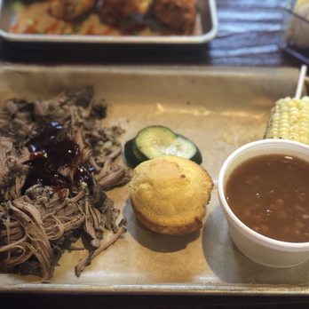 Bubba’s Bones & Brews - Pulled pork, corn bread, baked beans, corn on the cob - Gastropubs Near Me - Cathedral City, California