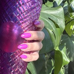 Blush Me Lash & Nail Bar - Amazing oval acrylics by June