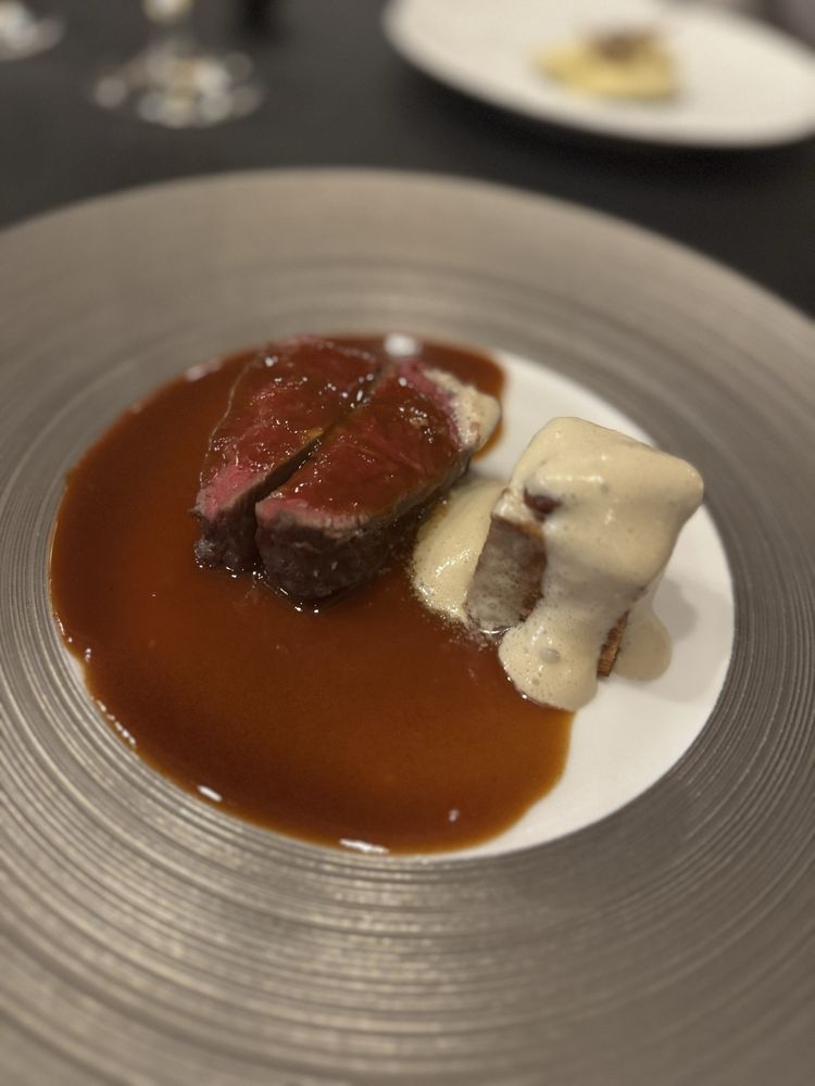 HK - Updated March 2026 - 95 Photos & 54 Reviews - 318 N Reid Pl, Sioux ...