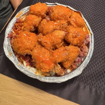 The Mac Box - Bacon Mac Bowl with chipotle chicken. - Food Trucks Near Me - Modesto, California The Mac Box - Bacon Mac Bowl with chipotle chicken. - Food Trucks Near Me - Modesto, California