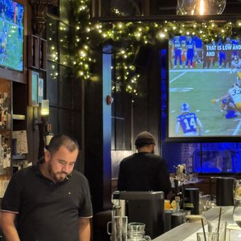 Bartlett Hall - Breweries Near Me - San Francisco, California