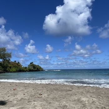 Hamoa Beach - Beaches Near Me - Hana, Hawaii
