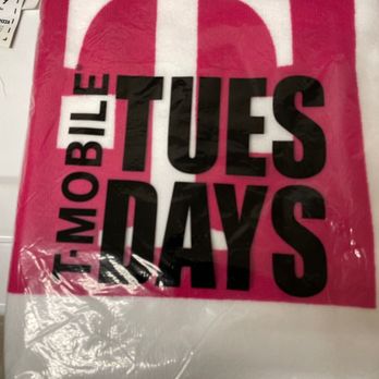 T-Mobile Experience Store - Beach towel! - Mobile Phones Near Me - Temecula, California