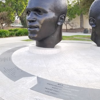 Pasadena City Hall - Jackie Robinson - Landmarks & Historical Buildings Near Me - Pasadena, California Pasadena City Hall - Jackie Robinson - Landmarks & Historical Buildings Near Me - Pasadena, California