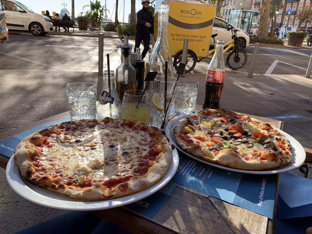 L’ANGE GARDIEN 7 Pl de l'Île de Beauté, Nice, France Pizza