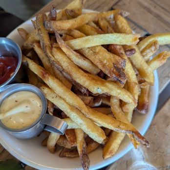 Blooming Hill Farm - Fries yum - Farmers Market Near Me - Monroe, New York