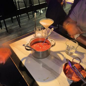 Adoro Lei - Italian Near Me - New York, New York