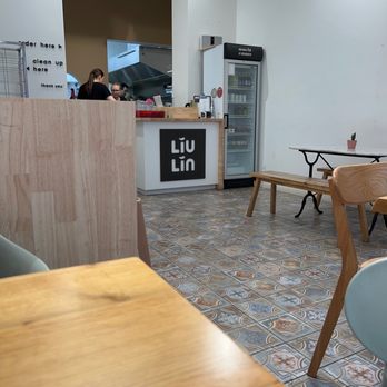 Liu Lin - Liu Lin - Vegan Near Me - Brussel, BRU