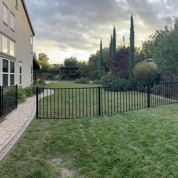 Ortiz Fencing - New fence with gate - Fences & Gates Near Me Ortiz Fencing - New fence with gate - Fences & Gates Near Me