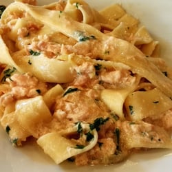 L'incrocio - Pappardelle al salmone