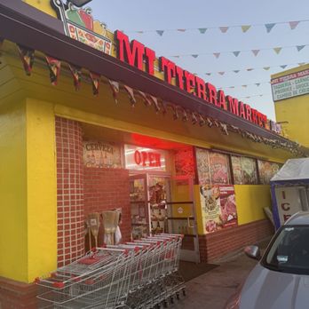 Mi Tierra Market - Grocery Near Me - Mountain View, California