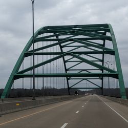 Abraham Lincoln Memorial Bridge - Abraham Lincoln Memorial Bridge, I-39 southbound between LaSalle and Oglesby