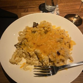Yard House - -Mac-Cheese-2 no bacon - New American Near Me - San Antonio, Texas Yard House - -Mac-Cheese-2 no bacon - New American Near Me - San Antonio, Texas