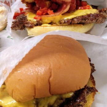 Shake Shack Forest Hills - Burgers Near Me - Forest Hills, New York Shake Shack Forest Hills - Burgers Near Me - Forest Hills, New York