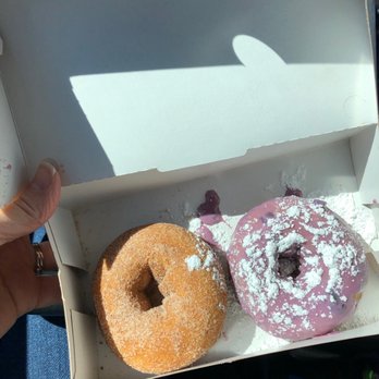 Duck Donuts - Blueberry and sugar cinnamon - Donuts Near Me - Jacksonville, Florida