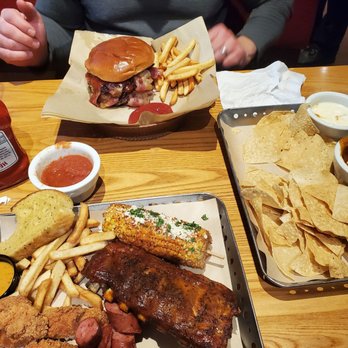Chili's - American Near Me - Lancaster, California