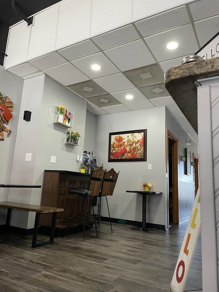 Alice's Corner Bolivian Cuisine 