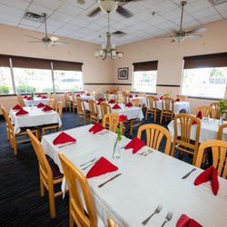 Leone's Trattoria