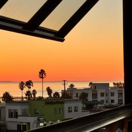 Rooftop Deck with gorgeous views Rooftop Deck with gorgeous views