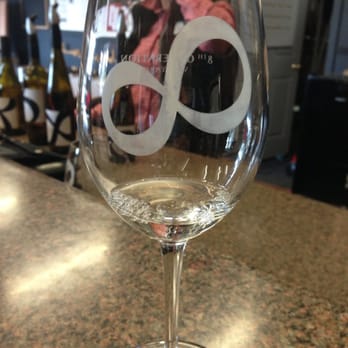 8th Generation Vineyard - Wineries Near Me - Summerland, British Columbia