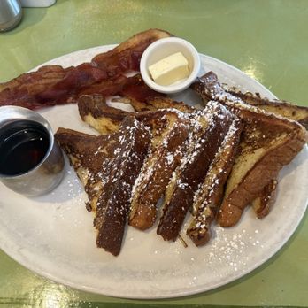 Dish - French toast - American Near Me - La Canada Flintridge, California