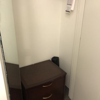 Club Quarters Hotel Faneuil Hall, Boston - Closet storage - Hotels Near Me - Boston, Massachusetts