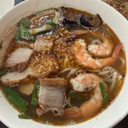 My beautiful big bowl of soup. I requested no fish, otherwise this dish will include fish.