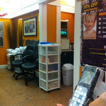 Splashie Nail Spa - Nail Salons Near Me - Vancouver, British Columbia