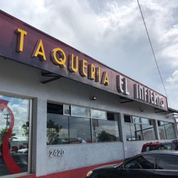 El Infierno - Store front