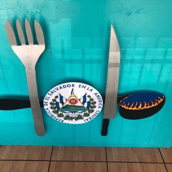 SANDRA'S RESTAURANT - Cute place - Salvadoran Near Me - HOUSTON, Texas