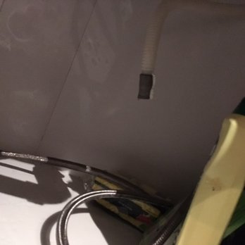 Home Appliance Services - THEY FORGOT TO ATTACH THE DRAIN PIPE! - Appliances & Repair Near Me - Toronto, Ontario
