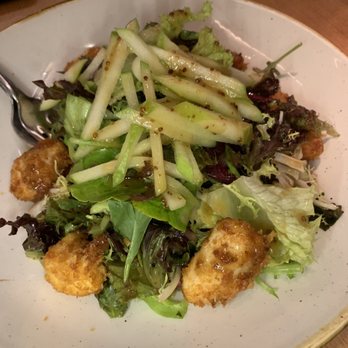 Cachitos - Fried chicken salad - highly recommend!! - Tapas Bars Near Me - Barcelona, B Cachitos - Fried chicken salad - highly recommend!! - Tapas Bars Near Me - Barcelona, B