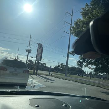 Wendy's - Wendy's sign - Burgers Near Me - Chalmette, Louisiana Wendy's - Wendy's sign - Burgers Near Me - Chalmette, Louisiana