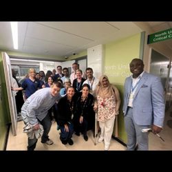 Homerton University Hospital - The wonderful staff from Homerton icu et moi!