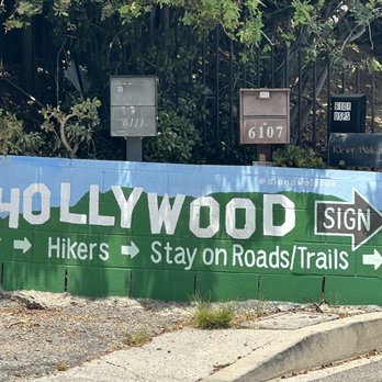 Hollywood Hikes - Walking Tours Near Me