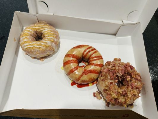 Duck Donuts by null