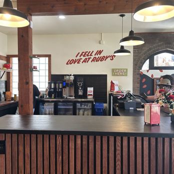 Ruby’s Bagels - Food Trucks Near Me - Milwaukee, Wisconsin
