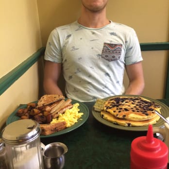 Mahaney’s - Giant amazing meal :) - Breakfast & Brunch Near Me - Windsor, Connecticut