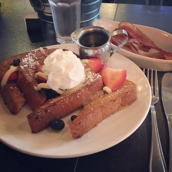 Shack Breakfast & Lunch - 'Merica French toast with a side of bacon - American Near Me - Frontenac, Missouri Shack Breakfast & Lunch - 'Merica French toast with a side of bacon - American Near Me - Frontenac, Missouri