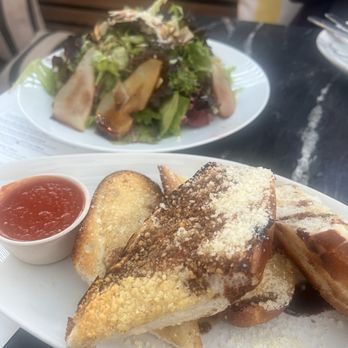 Zest Wine Bistro - Roasted pear salad and garlic bread - Wine Bars Near Me - Lemon Grove, California Zest Wine Bistro - Roasted pear salad and garlic bread - Wine Bars Near Me - Lemon Grove, California