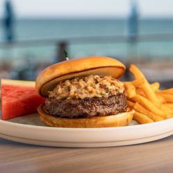 Barefoot's Beachside Bar and Grill